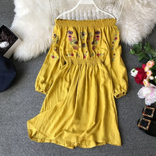 Load image into Gallery viewer, Embroidery Flower Mini Short Dress